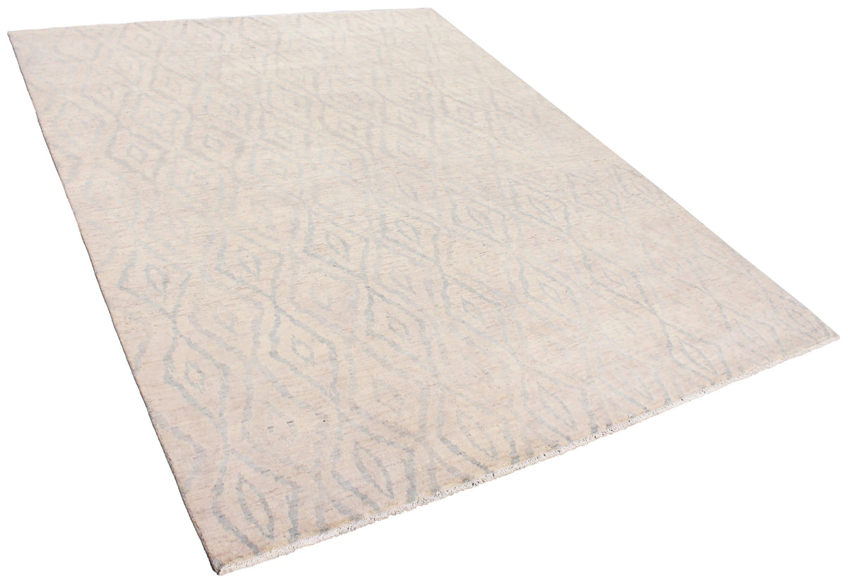 Beiger Orientteppich mit grauem Rautenmuster, 306 × 235 cm – Originalaufnahme 3